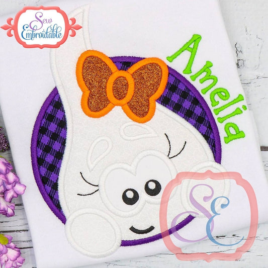Ghost Girl Circle Applique, Applique